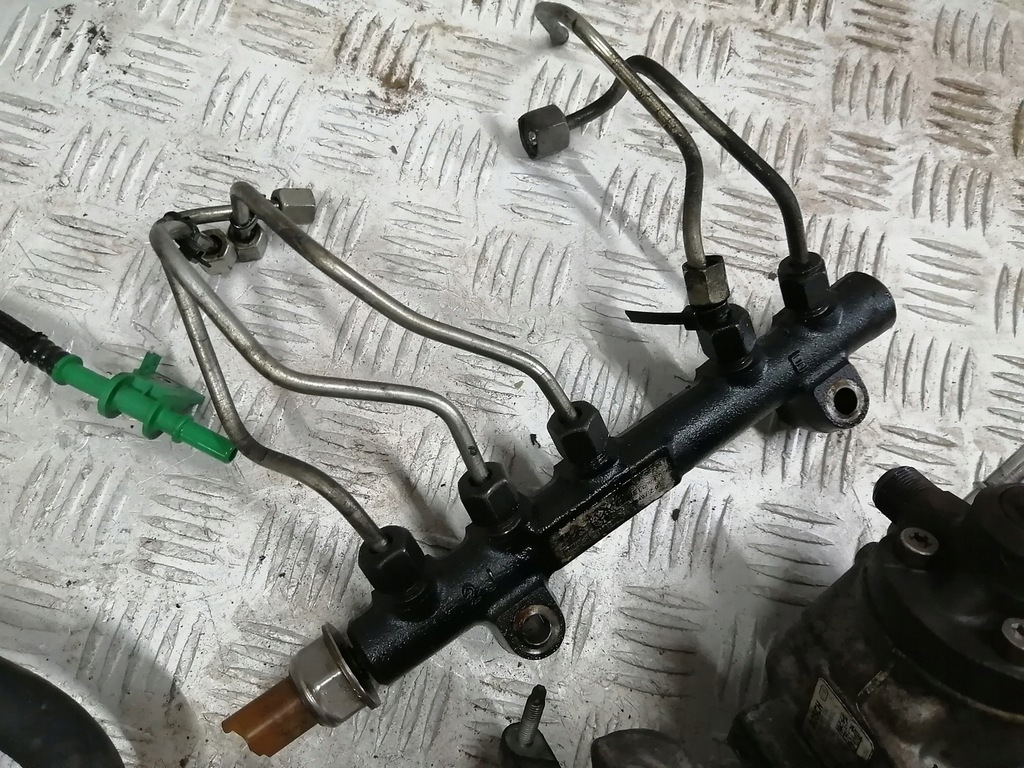 фото №10, C4 cactus 1.6 bluehdi система впрыскной насос форсунки 9811347380 0445110566