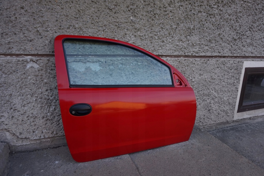 фото №1, Двері передні праве opel corsa c 3d y573