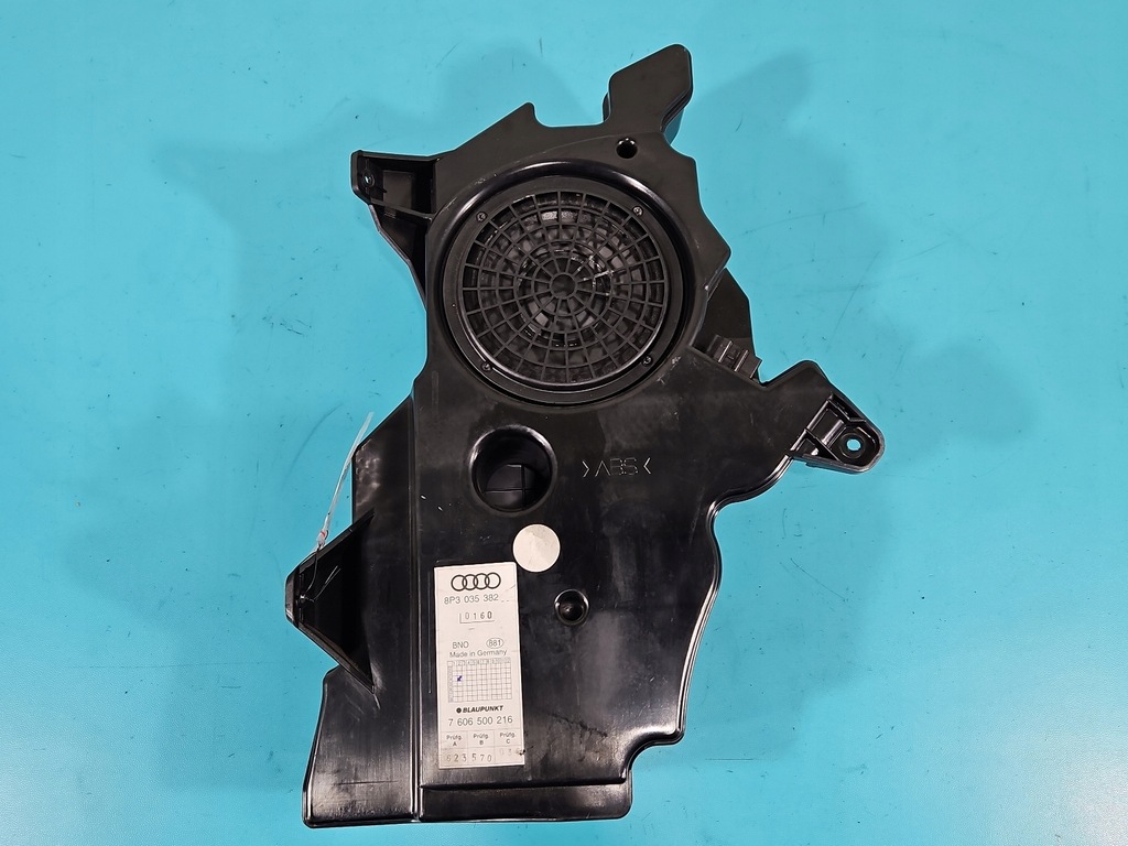 фото №1, Сабвуфер 8p3035382 audi a3 8p