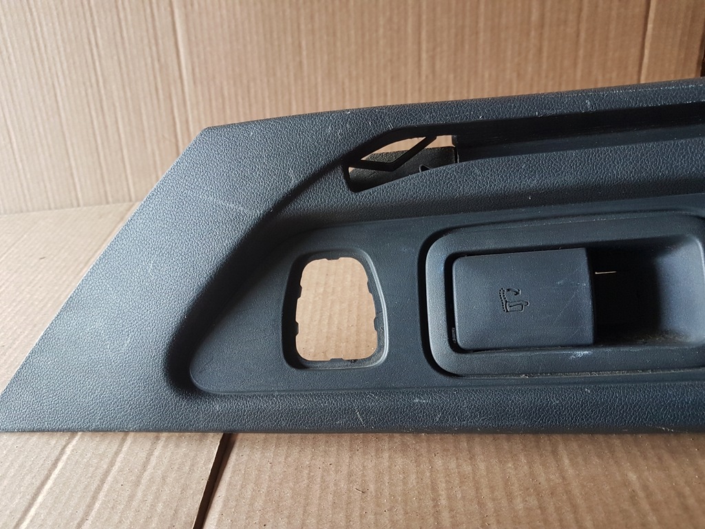 фото №7, Citroen c5 iii защита кронштейн шторка правое левая