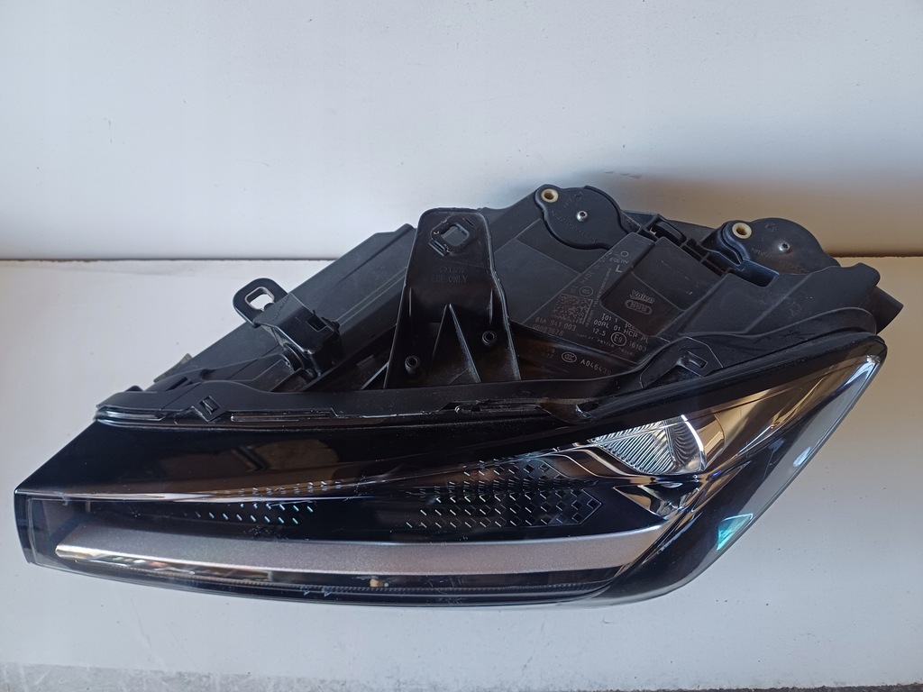 фото №7, Лампа левый перед audi q2 h7 europa