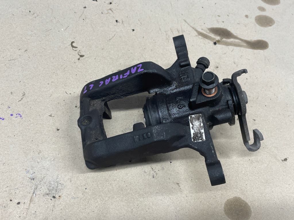 фото №1, Opel zafira c суппорт тормозной левый задняя 13467365