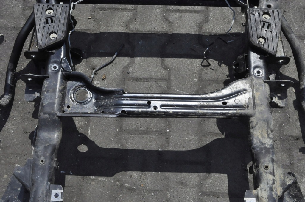 фото №9, Land rover defender ii l663 3.0 подрамник подвеска