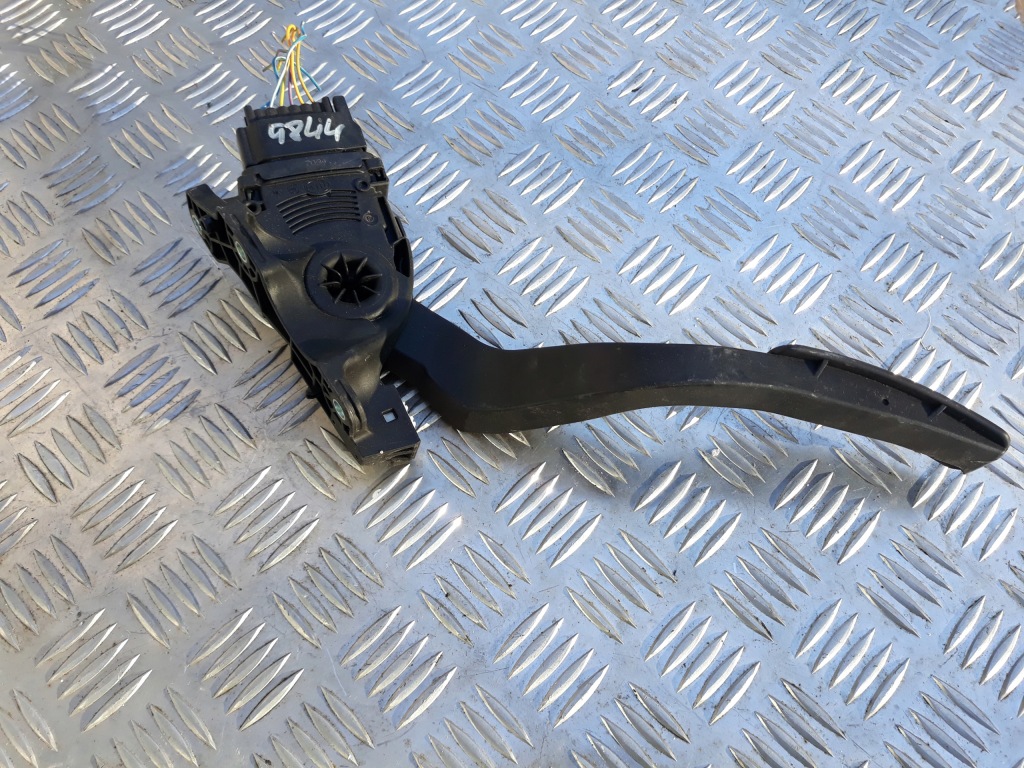 фото №1, Range rover evoque cpla-9f836-aa педаль газа