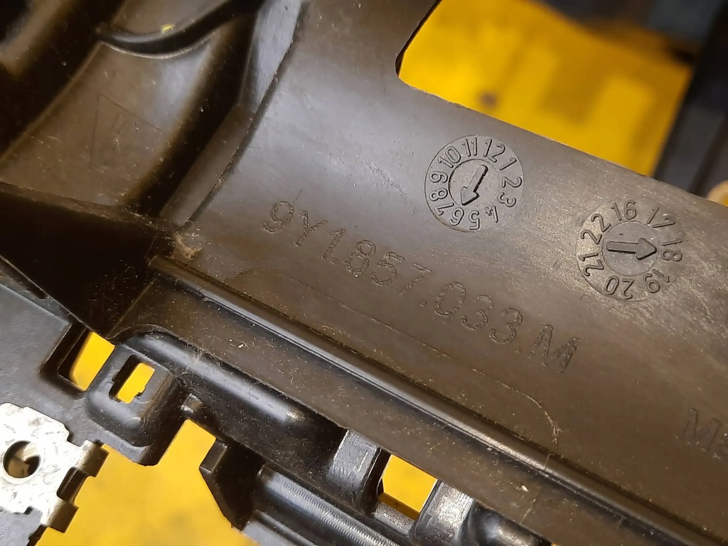 фото №12, Porsche cayenne 9y панель приладів консоль 9y1857033m