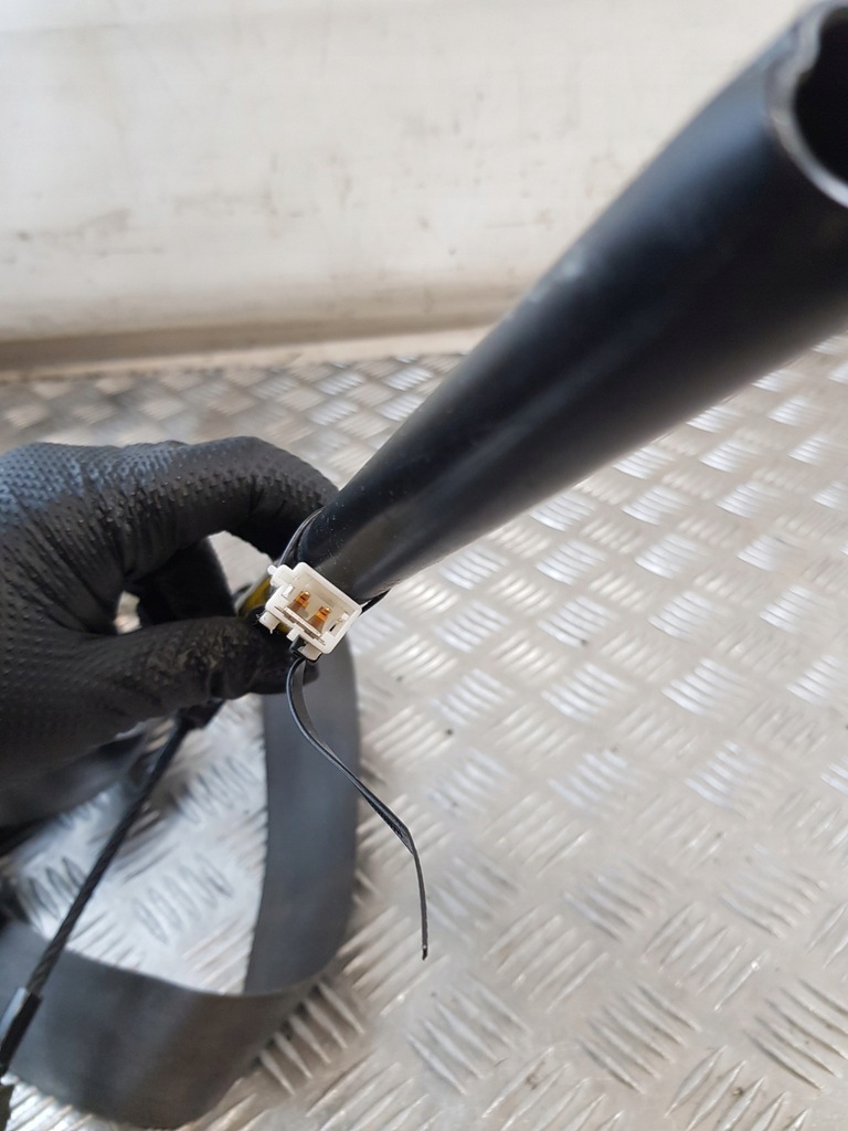 фото №9, Pas безопасности левый перед 33055458c + натяжитель renault clio iii