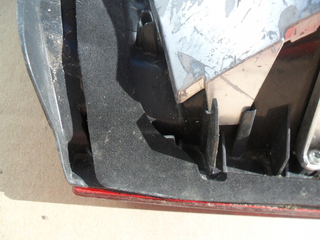 фото №11, Bmw seria 2 f45 лампа лівий задня w кришка 7311032-08