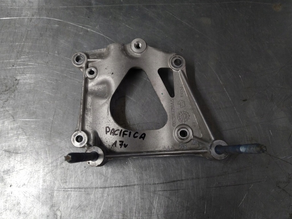 фото №1, Pacifica 2016-2020r кронштейн компрессор кондиционер