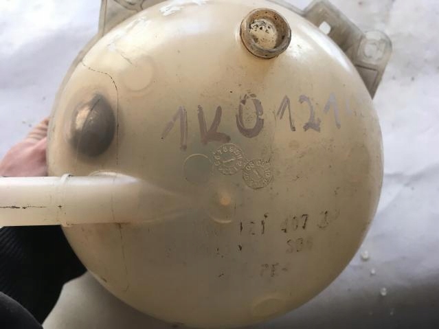 фото №7, Бак расширительный audi a3 8p 1k0121407