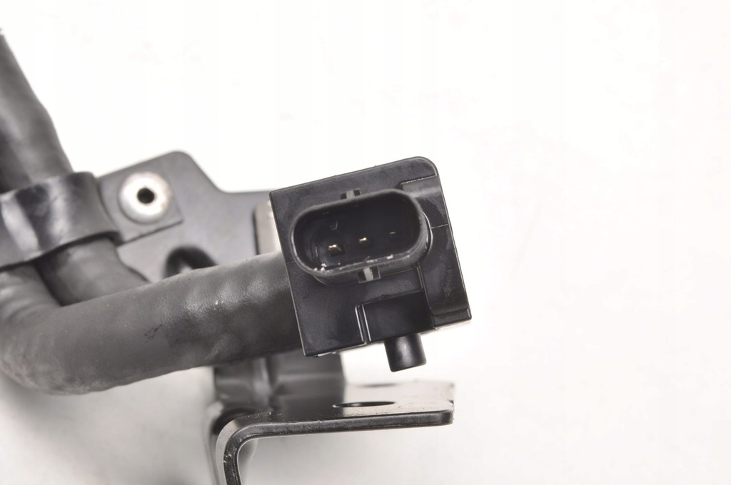 фото №6, Ford tourneo connect mk3 2.0 eco датчик давления выхлопных газов 04l906051ab