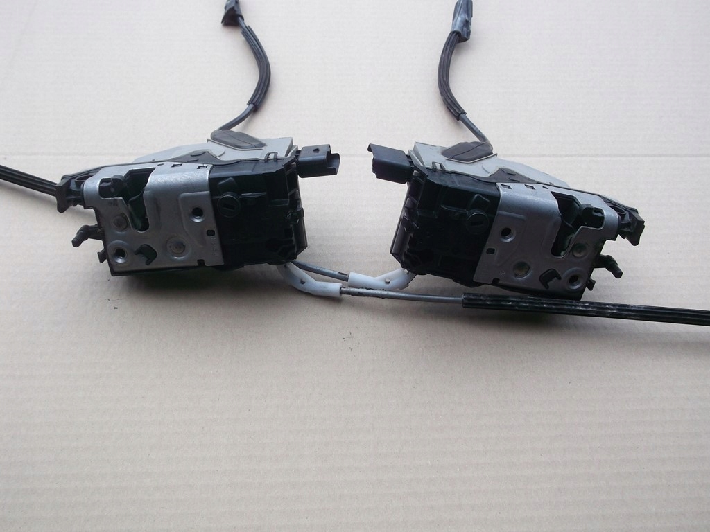 фото №5, Citroen ds4 замок дверь задняя левый 6 pin