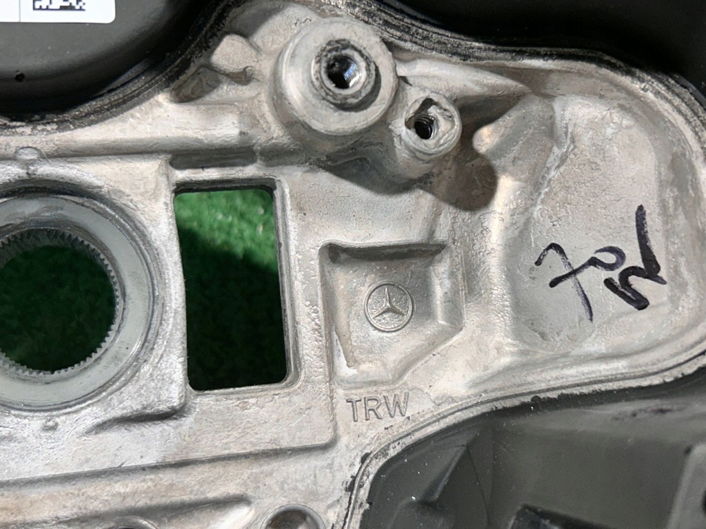 Mercedes cla w118 воздуховод лепестки переключения a0004604602 Оригинал