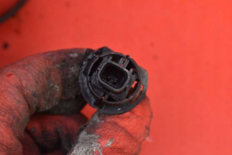 фото №8, Поворотный кулак ступица правая перед honda city 5 v 1.4 i-vtec 100 km 08-11