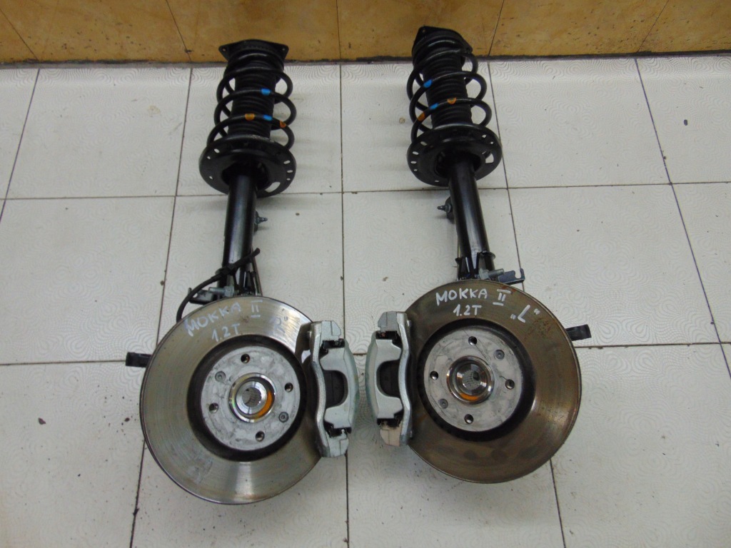 фото №1, Поворотный кулак амортизационная стойка правая opel mokka ii 2 b 1.2t