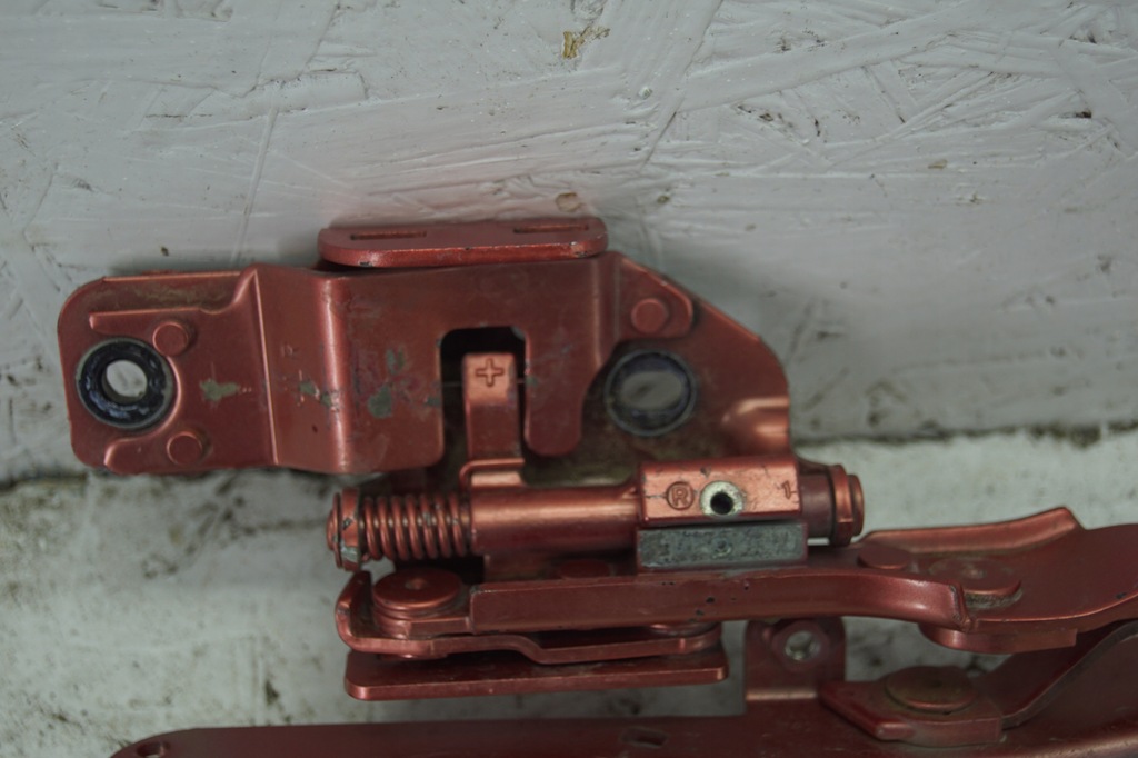 фото №7, Петля капот правый infiniti q50