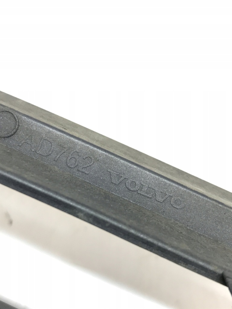 фото №10, Volvo v70 iii polift решётка бампера перед 31323990