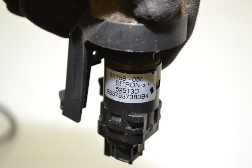 фото №5, Peugeot 307 датчик температуры внутренней 52513d