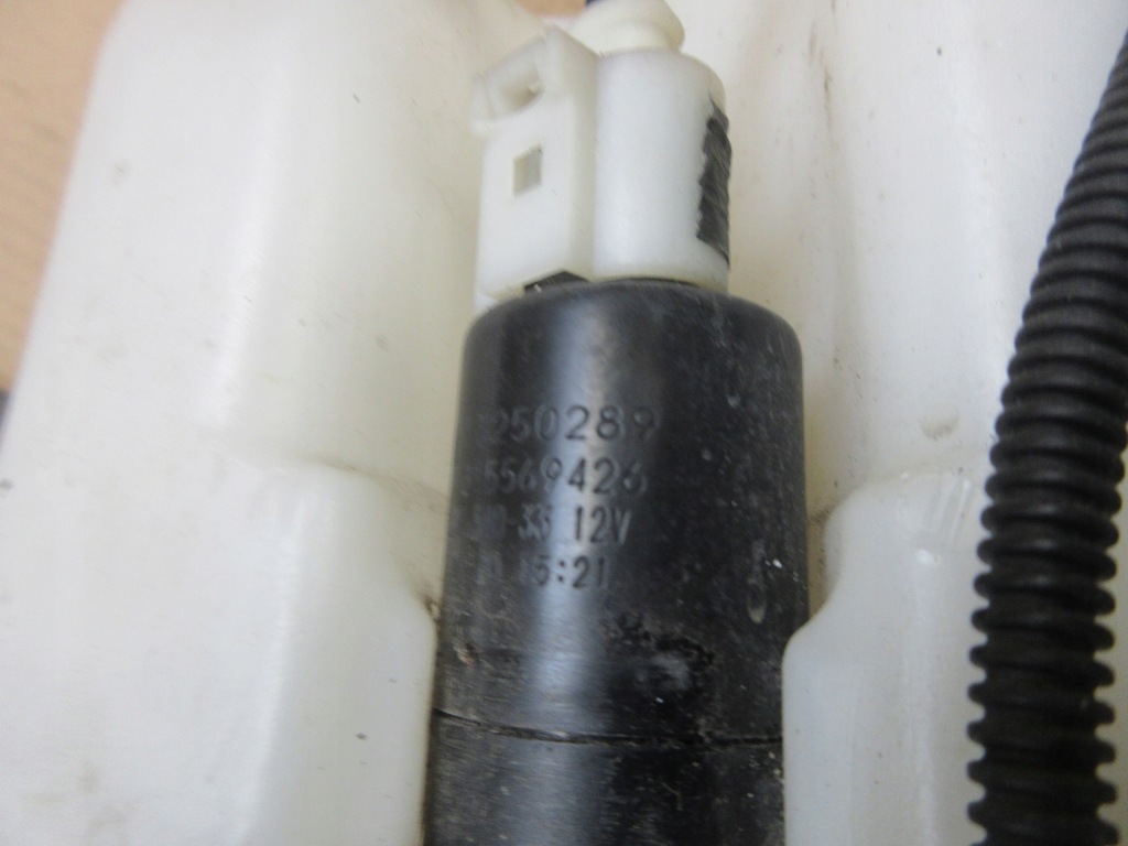 Бак бачок жидкость омывателя opel insignia a 13240935 с Разборки