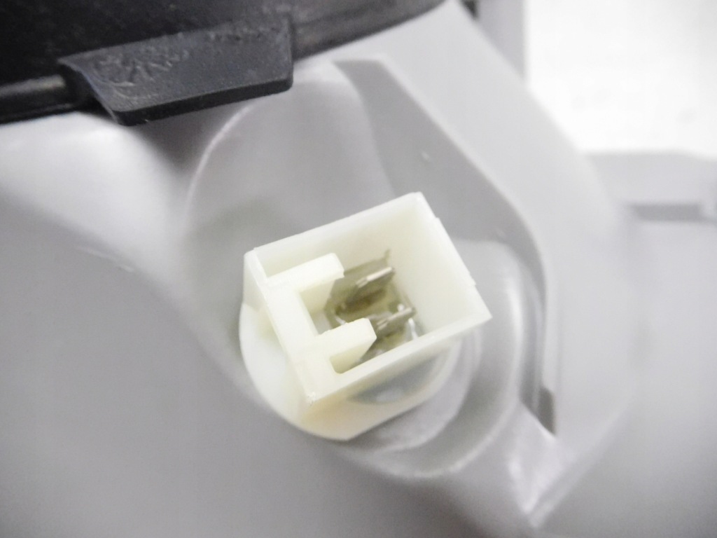 Фара лівий перед з поворотник fiat mille uno оригінальний номер 7642686 Доставка