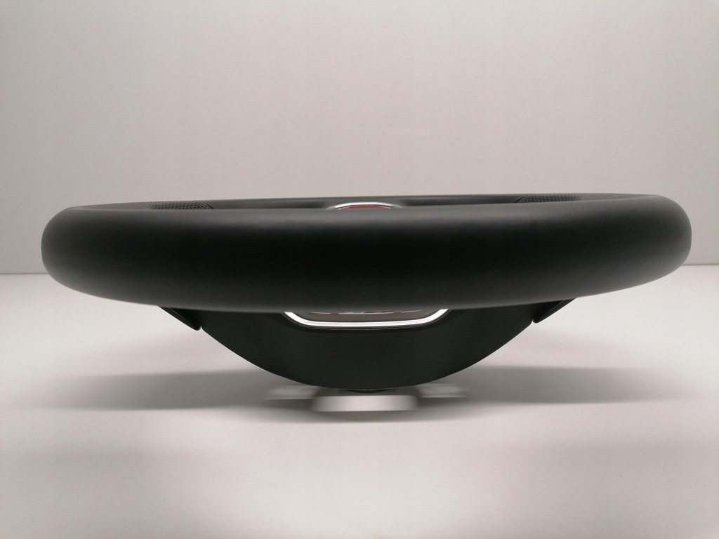 фото №12, Vw golf viii 8 gti воздуховод кожа оригинал 2019-