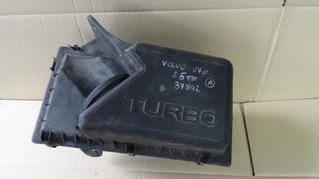 фото №1, Volvo v70 i 2.5 tdi корпус фильтра воздуха