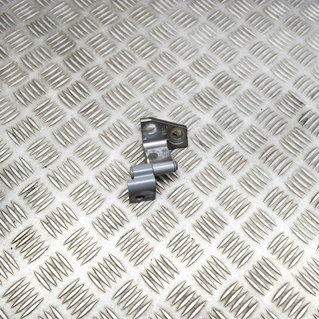 фото №6, Lexus rx 450h 2019 права сторона петля верхній двері задніх