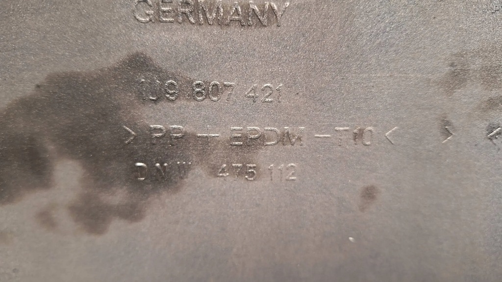 фото №8, Бампер задня 1j9807421 vw golf iv kombi 98-