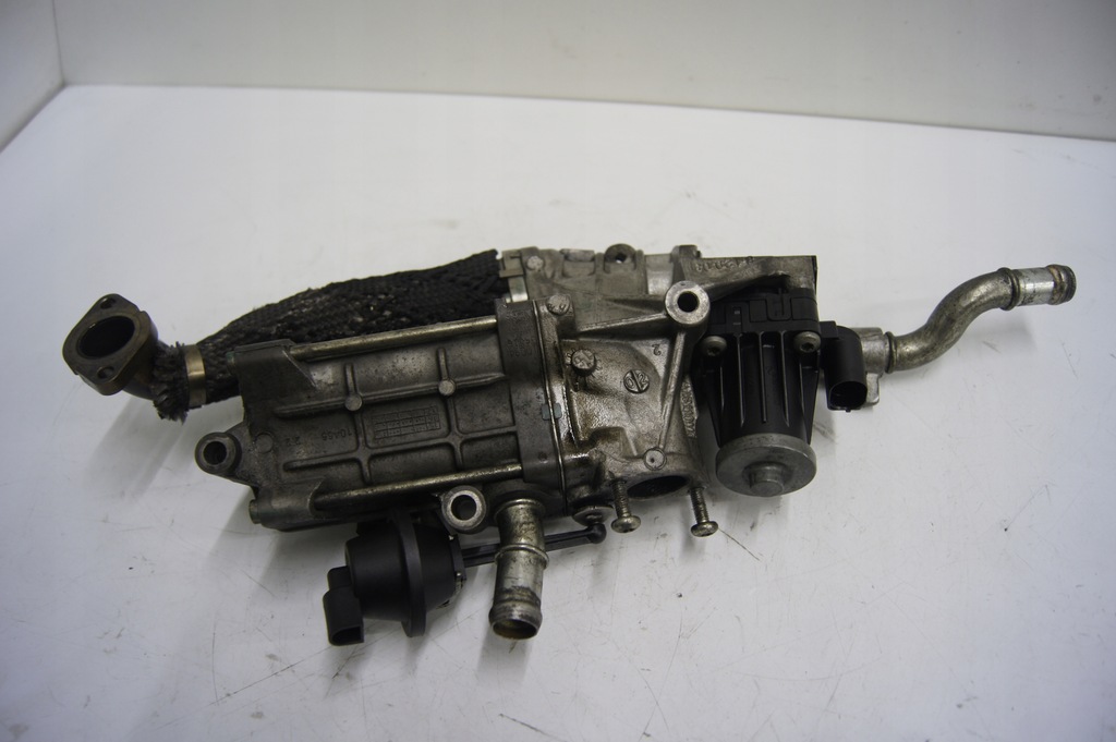 фото №9, Клапан egr jaguar f-pace 3.0 d x761 fw93-90438-aa