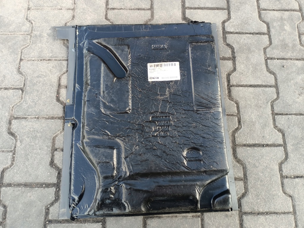 фото №2, Пол обшивка бардачка правого scania s r