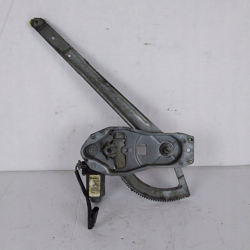 фото №1, Ford transit правый подъемник стекло 400474t7