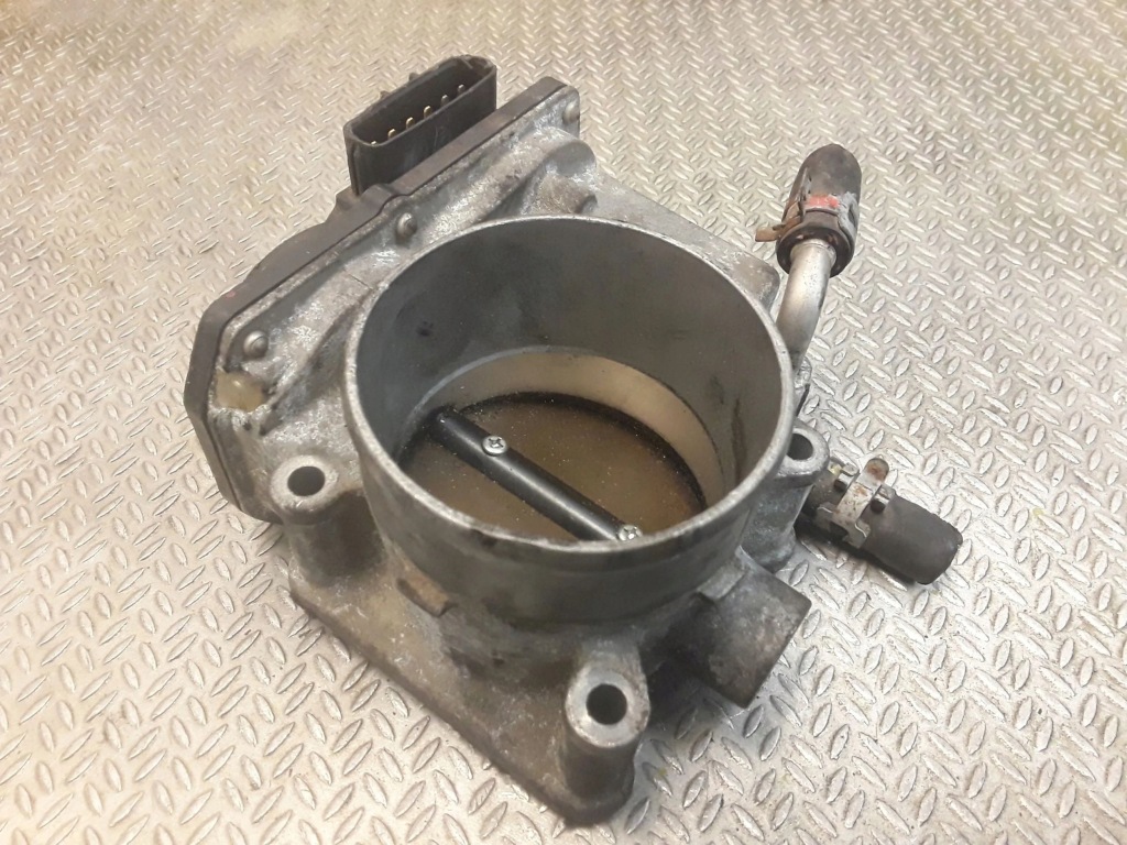 Lexus rx 330 - 350 - 400h дросельна заслінка Ціна