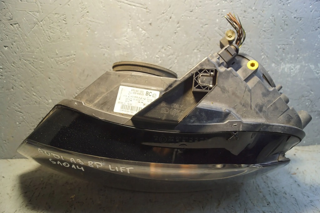 фото №13, Лампа лівий перед audi a3 8p lift 08- s1014