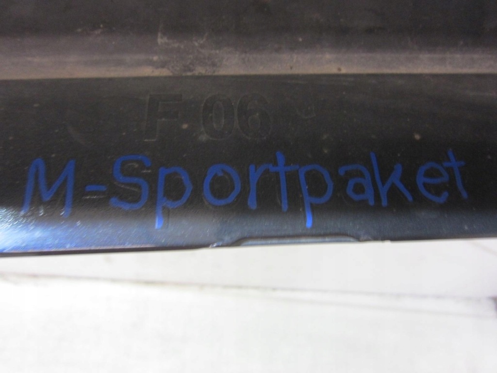 фото №15, Bmw 6 f06 gran молдинг порог правая mpakiet 416 карбон schwarz 51778052656