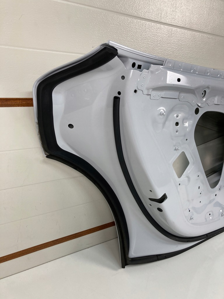 фото №15, Дверь левая задние audi e-tron gt