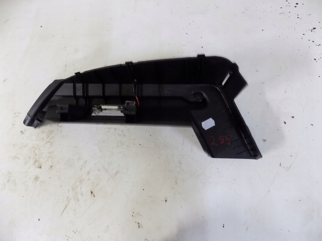 фото №2, Seat leon ii 2 04- пластик багажника правый задняя