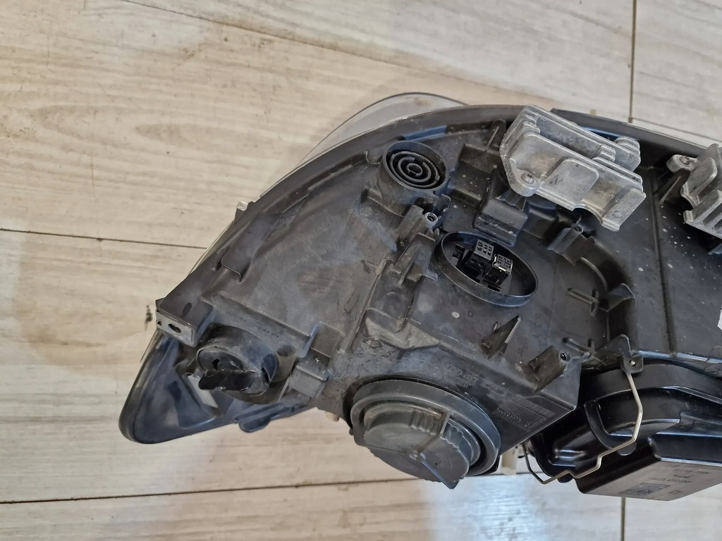 фото №12, Bmw x1 e84 lift lci 12-15 правая лампа перед ксенон 7290252