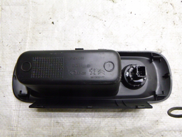 фото №4, Citroen c3 iii панель кнопка запуск стоп полиця