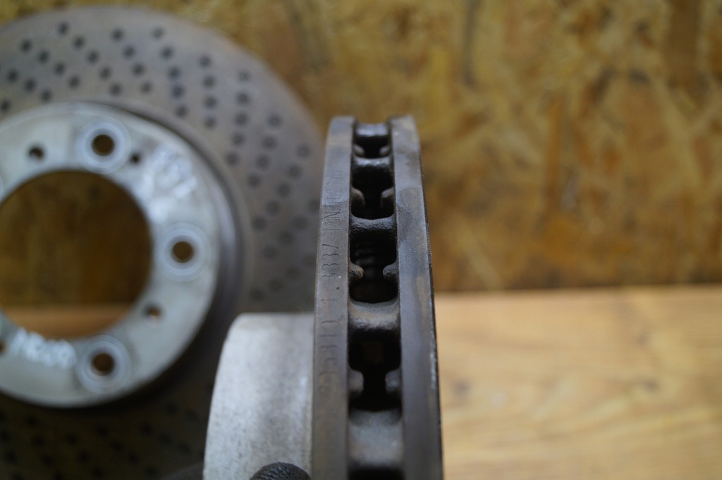 фото №12, Тормозные диски тормозные перед porsche 911 997 3.6b 318mm