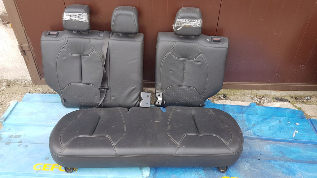 фото №1, Заднее сиденье задняя citroen ds3