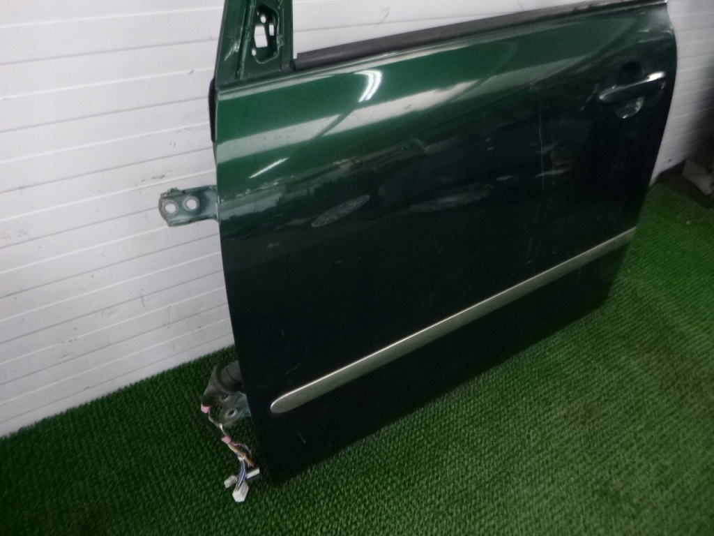 фото №4, Avensis verso 01-05 двері передні ліва перед