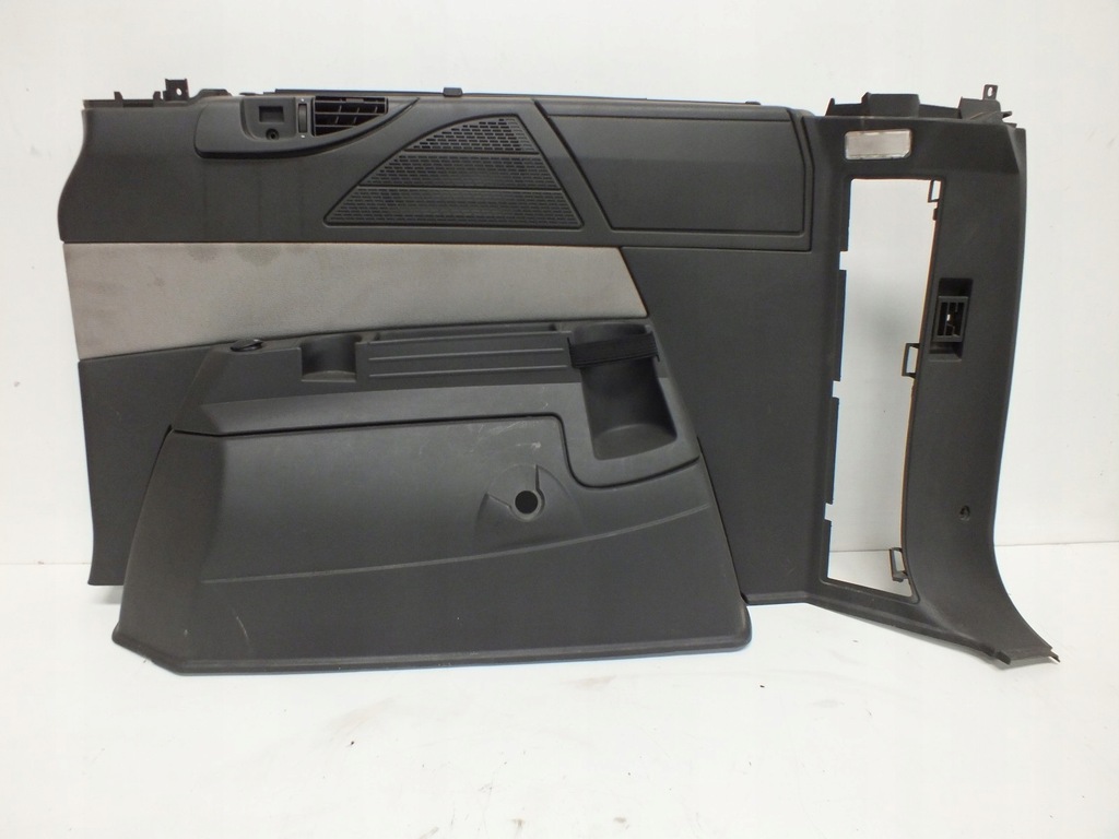 фото №1, Citroen c8 обивка багажника правая