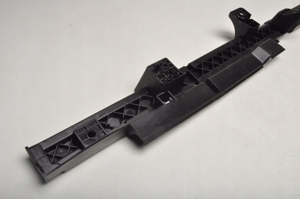 фото №7, Volvo v90 ii напрямна напрямна багажника 31377750