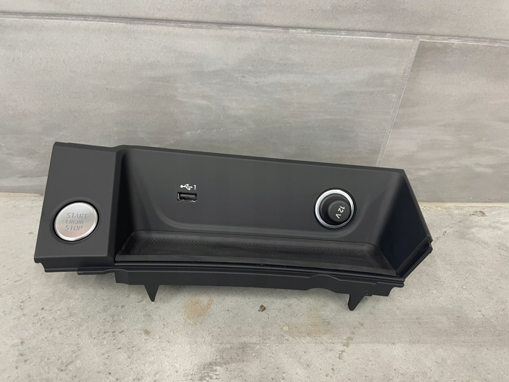 фото №1, Панель usb прикурювач a5 8w оригінал 8w1864131c