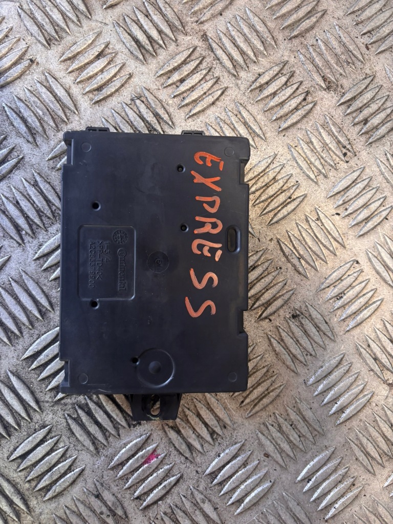 фото №1, Renault express модуль bcm 284b12939r