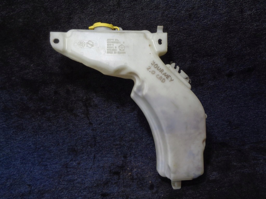 фото №1, Бачок помпа омывателя freemont journey