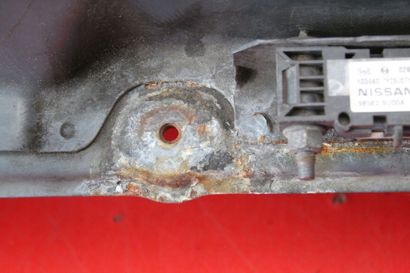 фото №12, Pas передний усилитель верхний nissan note e11 1 i 1.6 16v 05-09