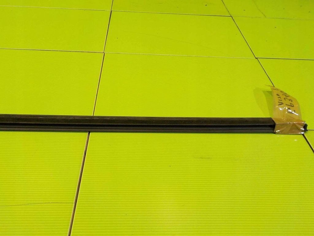 фото №5, Mito 09r 3d молдинг уплотнитель правая перед