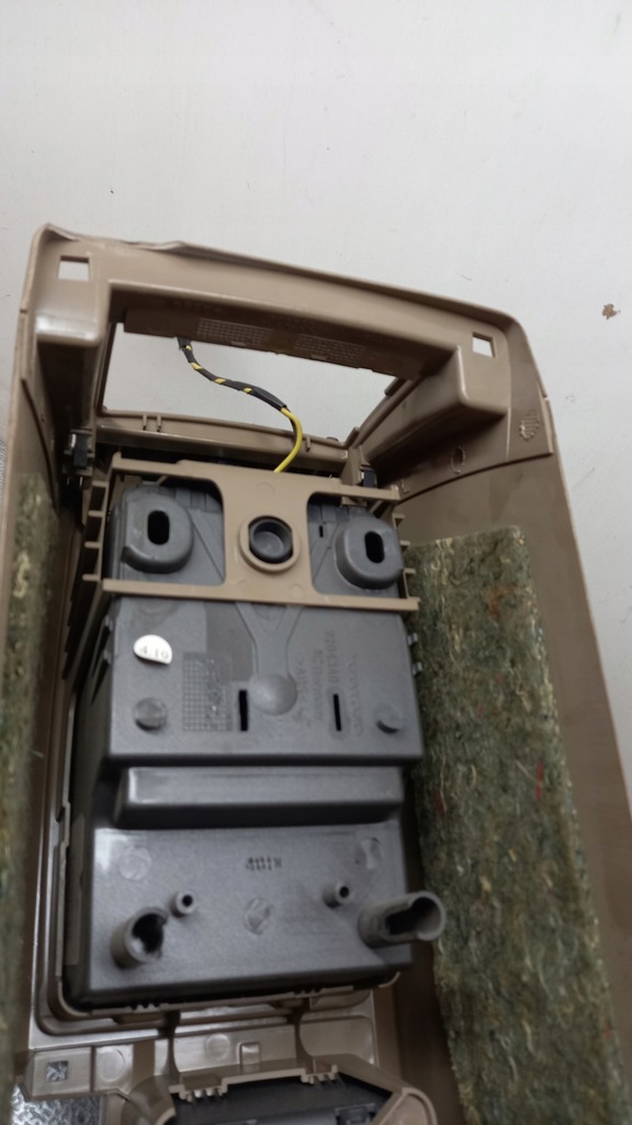 фото №9, Подлокотник volvo xc70