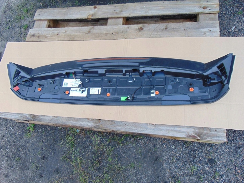 фото №12, Спойлер кришки багажника audi a1 s1 лампа стоп