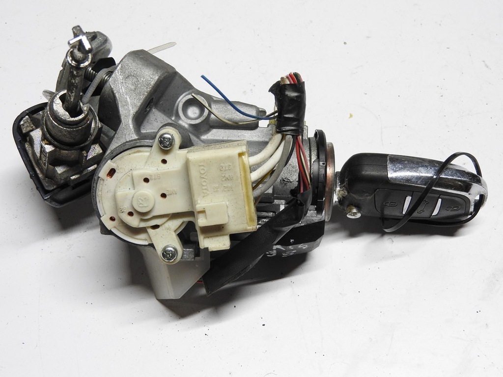 фото №5, Toyota auris i 06-09 замок зажигания 2965/3453 klauczyk вкладка
